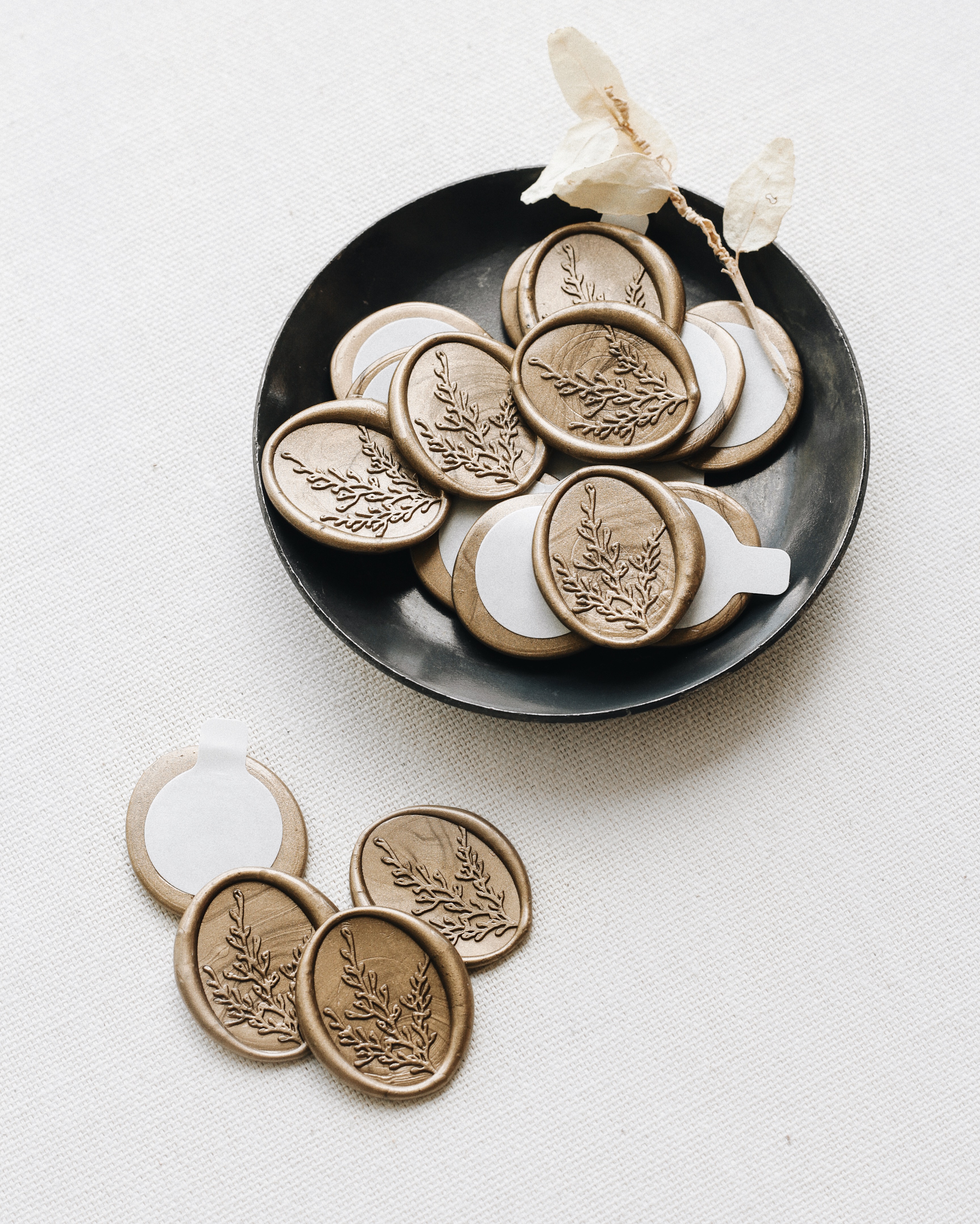 Sigilii ceara autoadezive ovale -RAMURA-pachet 25 buc